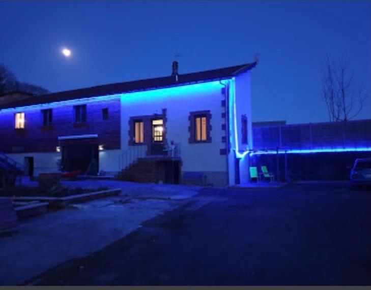 Moon River Saint-Junien Exterior photo