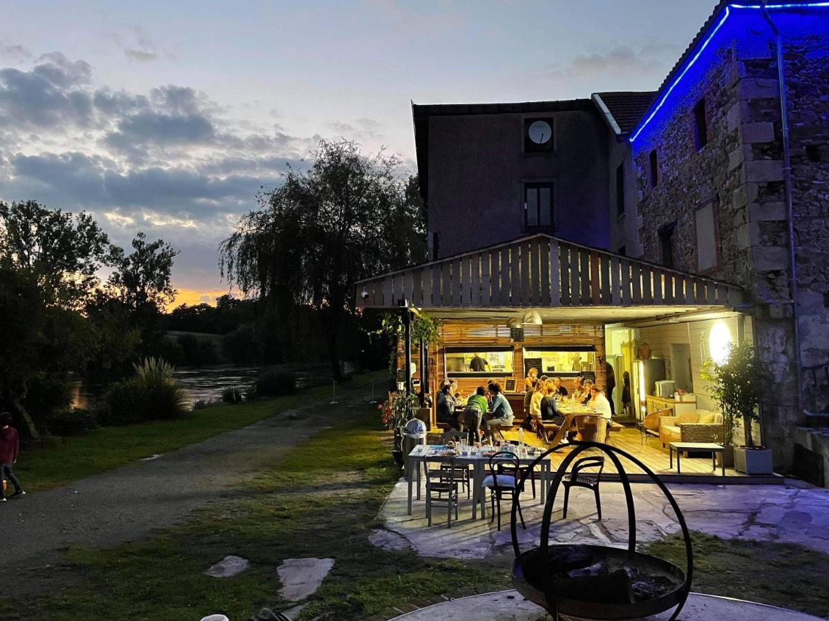 Moon River Saint-Junien Exterior photo